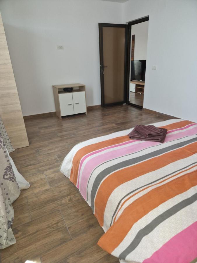 Splendid Aparthotel นาโวดาริ ภายนอก รูปภาพ